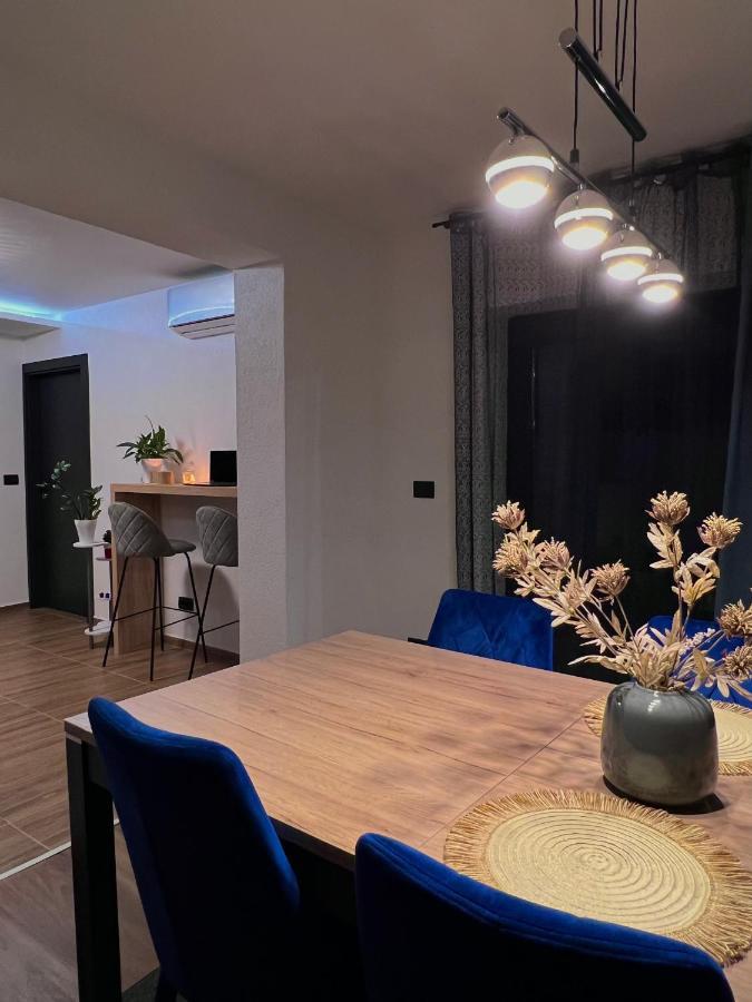 Betty Apartments Borik - Whole Ground Floor Rovinj Buitenkant foto