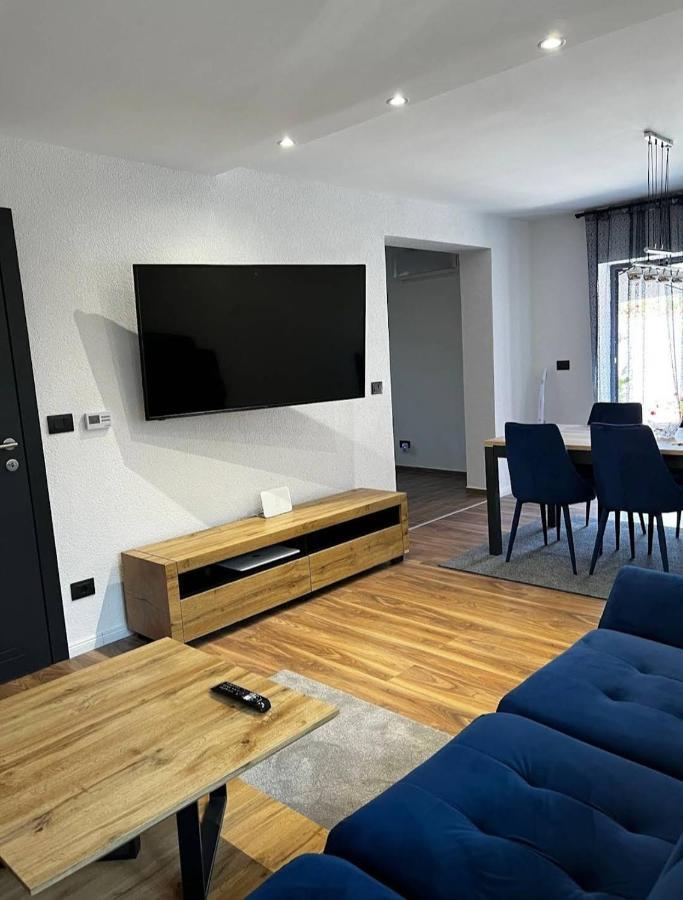 Betty Apartments Borik - Whole Ground Floor Rovinj Buitenkant foto